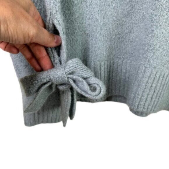 L.O.G.G. By H&M | Powder Blue Crew Neck Tie Bow On Side Knit Sweater Size XS - Picture 3 of 9